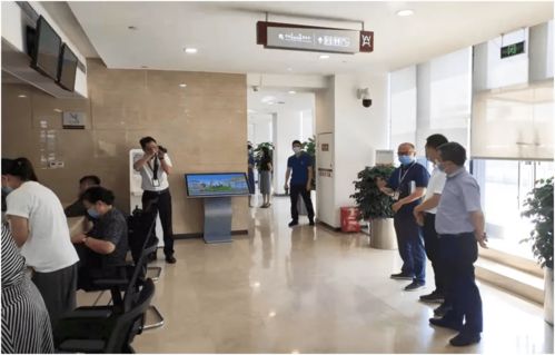 市司法局調(diào)研我區(qū)公共法律服務(wù) 深化法律咨詢服務(wù)，筑牢法治社會根基